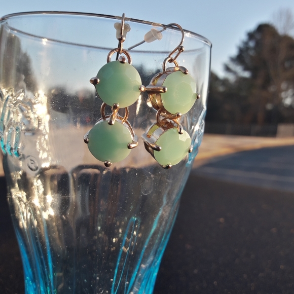 Crystal Drop Earrings Gold Green Diamond Dangle Gemstone St Patricks Day - Picture 14 of 14